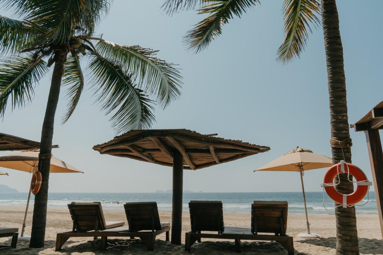Las Palmas Luxury Villas Zihuatanejo Exterior photo