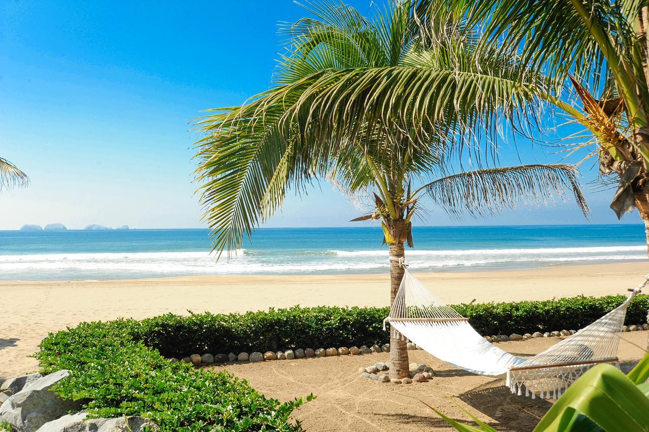 Las Palmas Luxury Villas Zihuatanejo Exterior photo